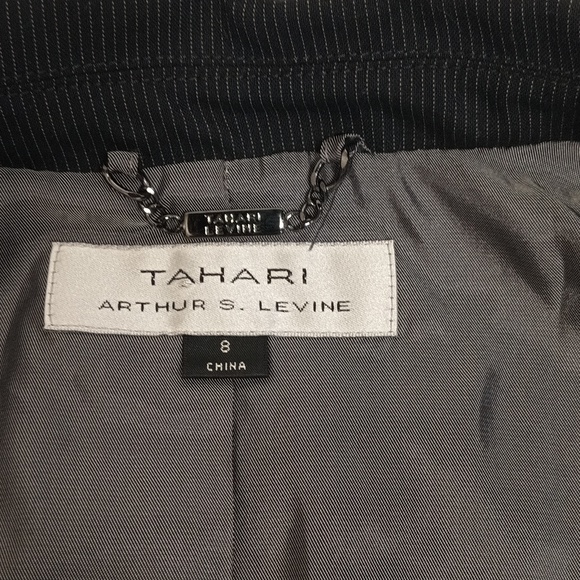 Tahari One-button-noth lapel shape blazer women's Sz 8 stripe blazer - Picture 2 of 10